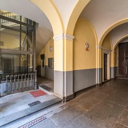 No - Bilocale Centrale, Comodo Per Visitare La Citta